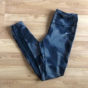 Nike Dri-Fit Leggings Size M